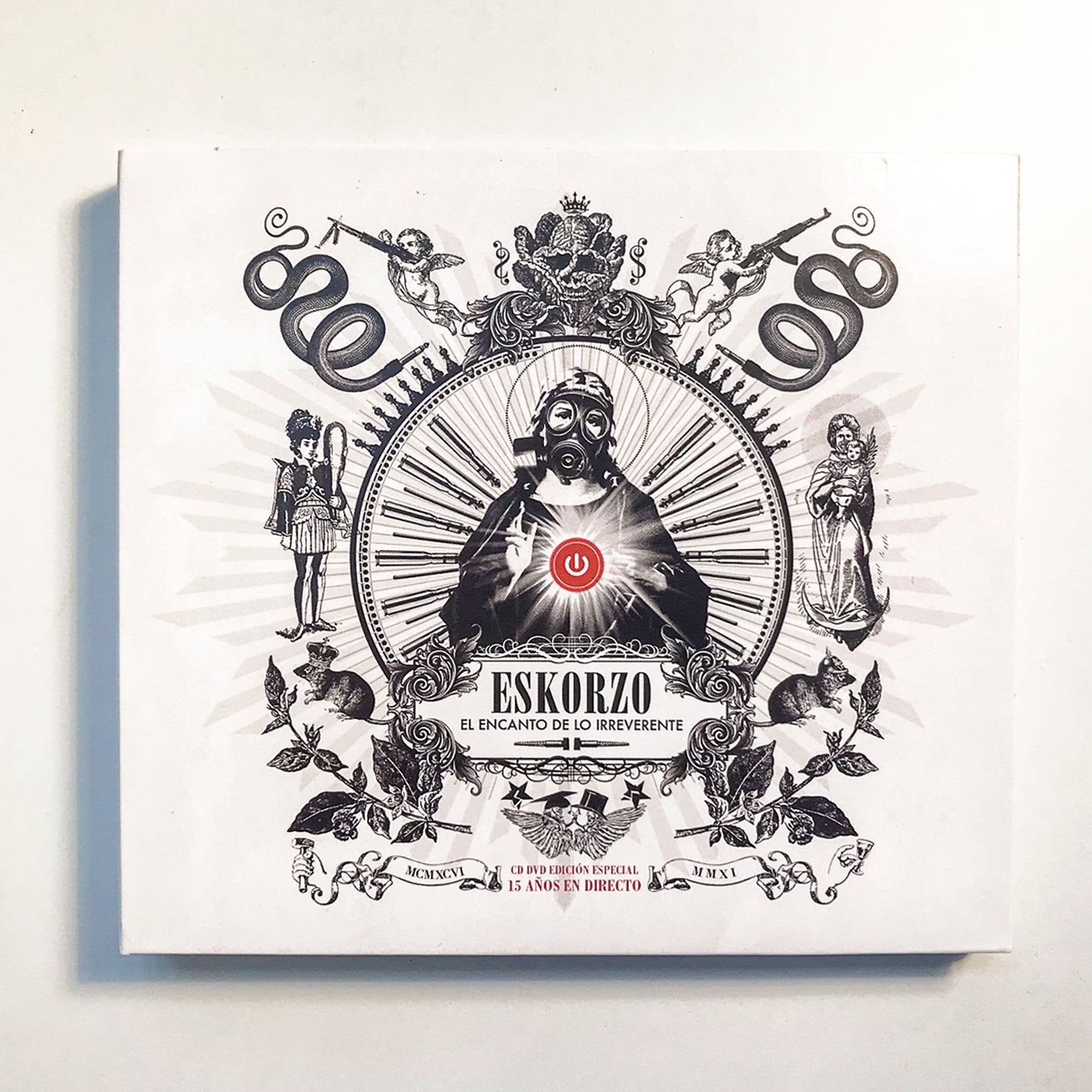 Eskorzo Encanto de lo Irreverente - CD+ DVD